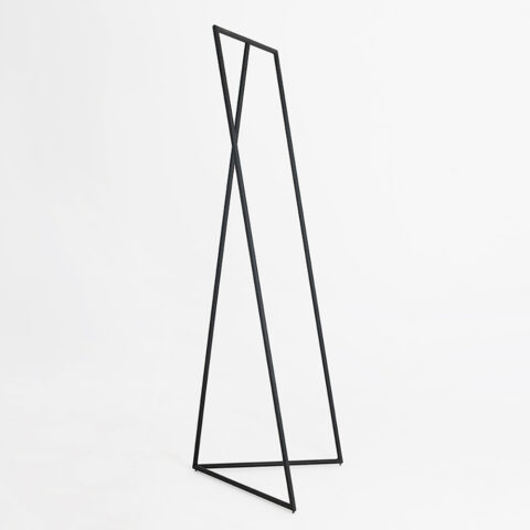 Riidepuu ZET 175 must Esik ja Garderoob