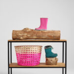 Riiul JULITA 752F täispuit tamm must Elutoamööbel Homewell 10
