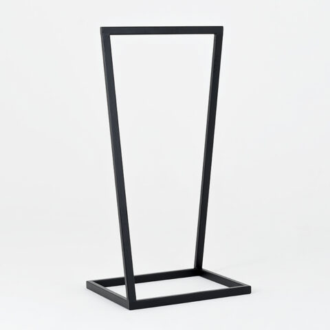 Riidepuu ZET 175 must Esik ja Garderoob