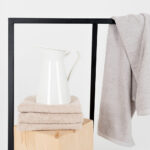 Vannitoa riidepuu KAYA BATH L must Esik ja Garderoob Homewell 9