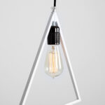 Laelamp TRIAM valge Laelambid Homewell 12