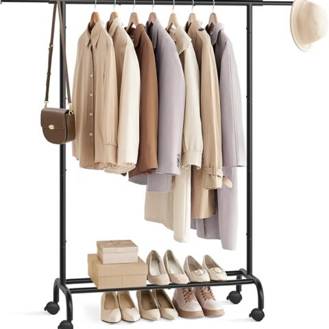 Riidepuu 126x40x157cm Metallist riidepuud