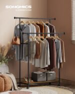 Riiul riietele 98.5×39.6×156.8cm Metallist riidepuud
