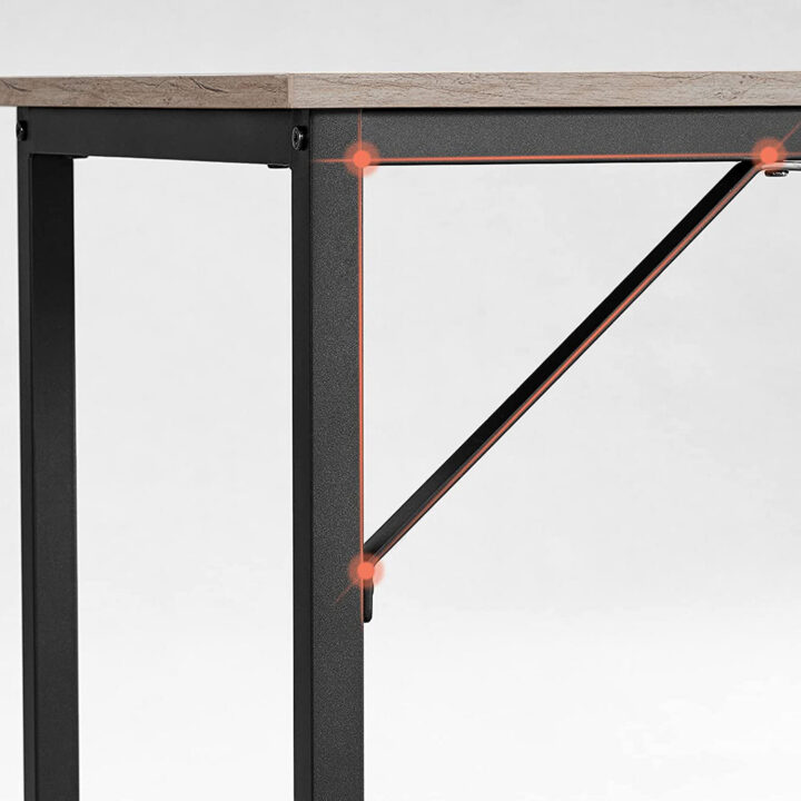 Arvutilaud 135x60x75cm must, hele elevandiluu Arvutilauad