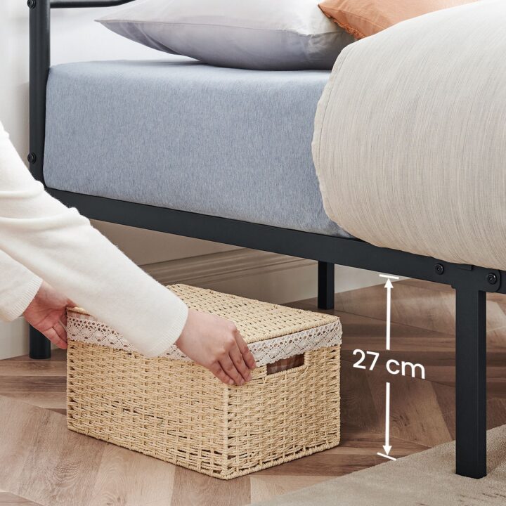 Metallist voodi 198x142x92.5cm must Voodid ilma madratsita