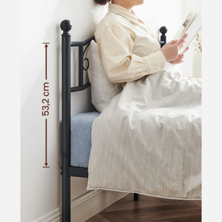 Metallist voodi 198x142x92.5cm must Voodid ilma madratsita