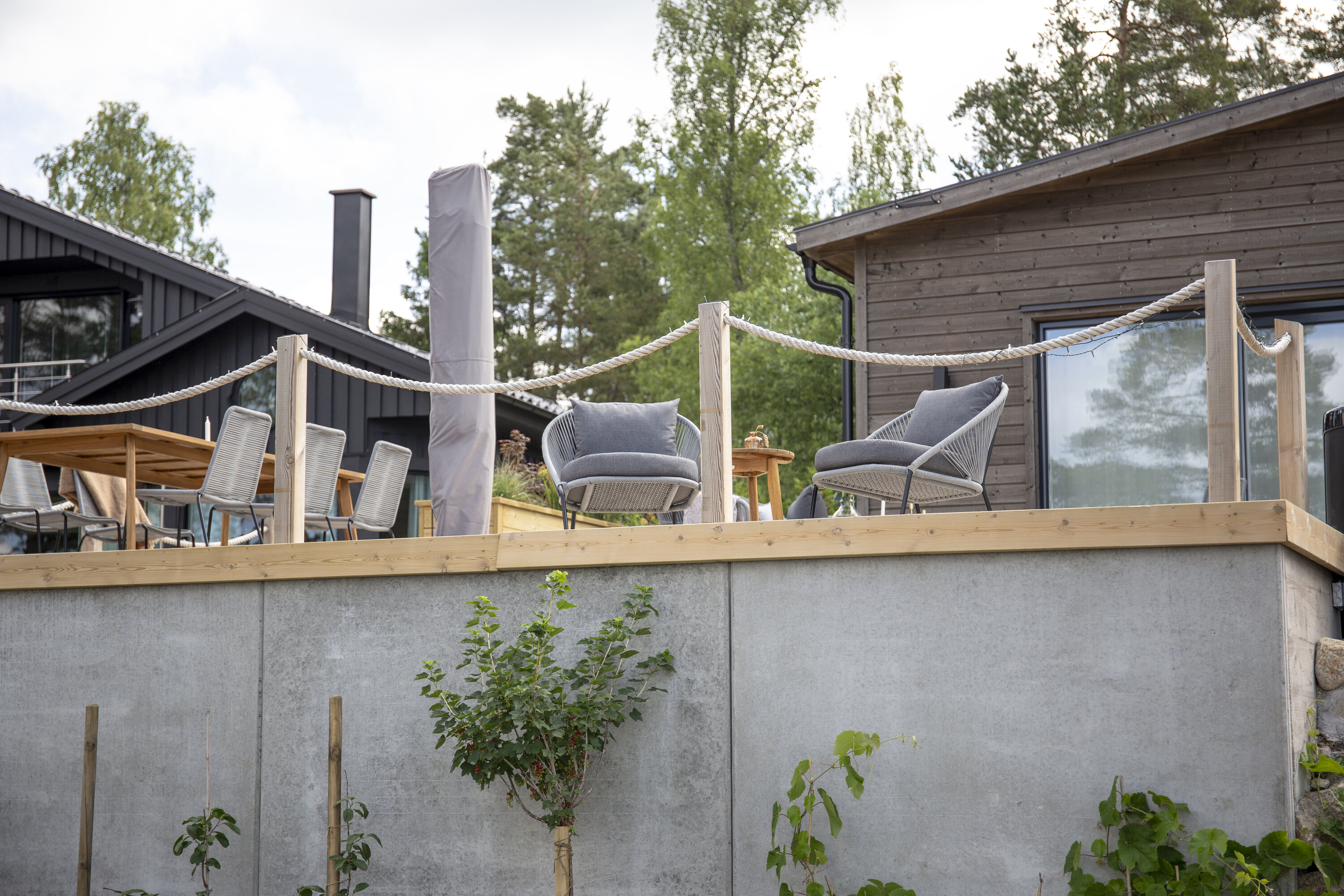 Chania ümmargune söögikomplekt Aiamööbel Homewell