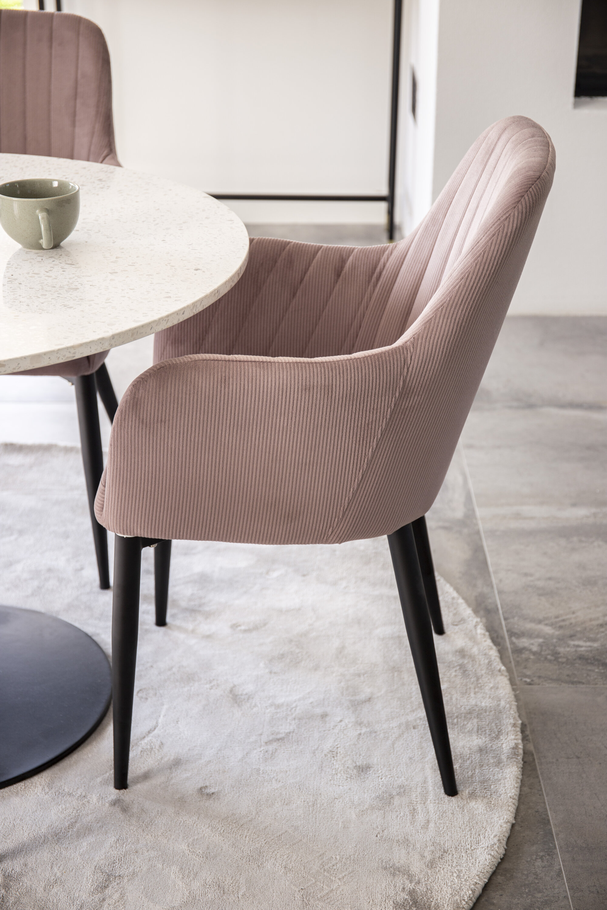 Söögikomplekt Estelle koos toolidega Comfort Söögilauakomplektid Homewell