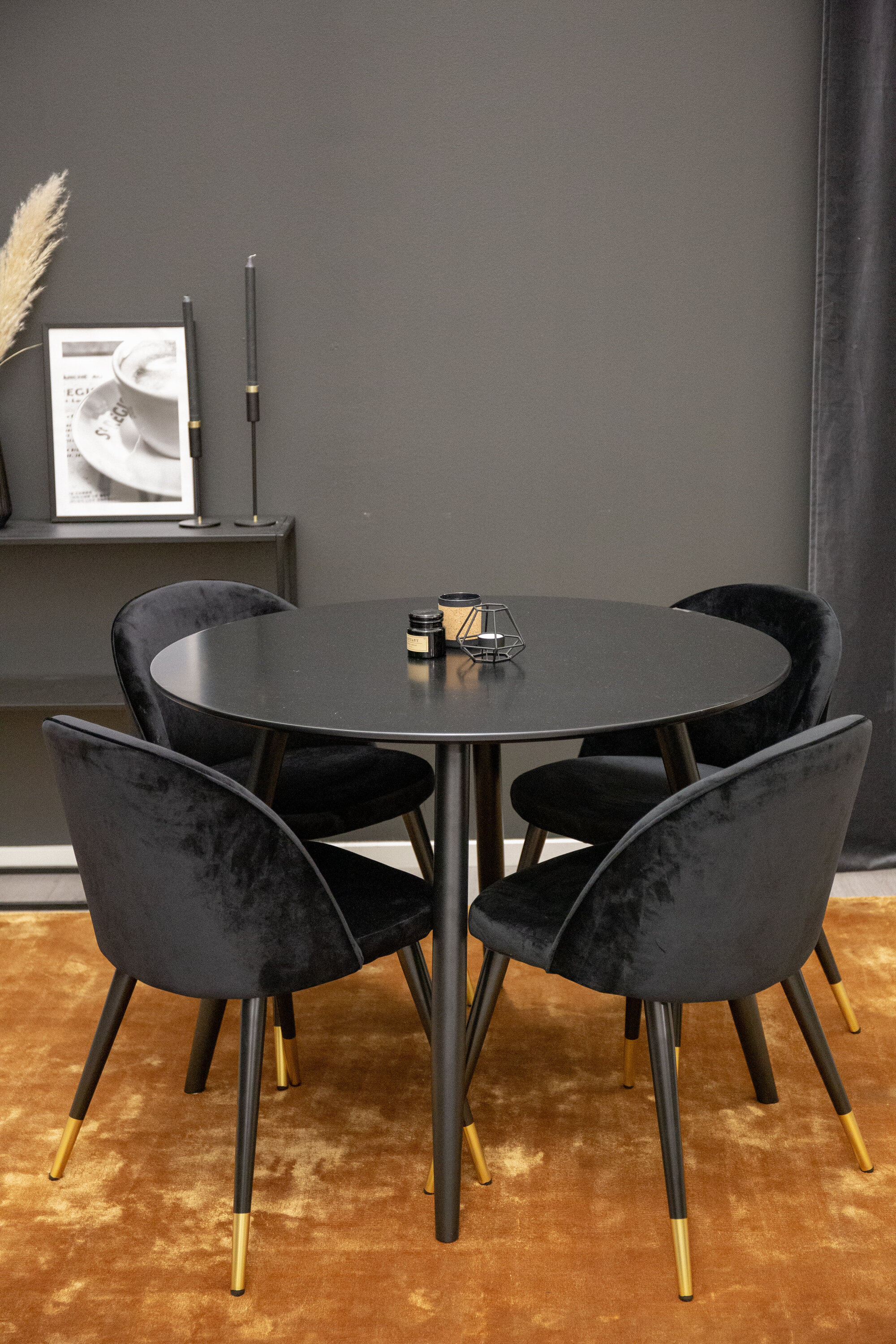 Söögikomplekt Plaza koos toolidega Velvet Söögilauakomplektid Homewell