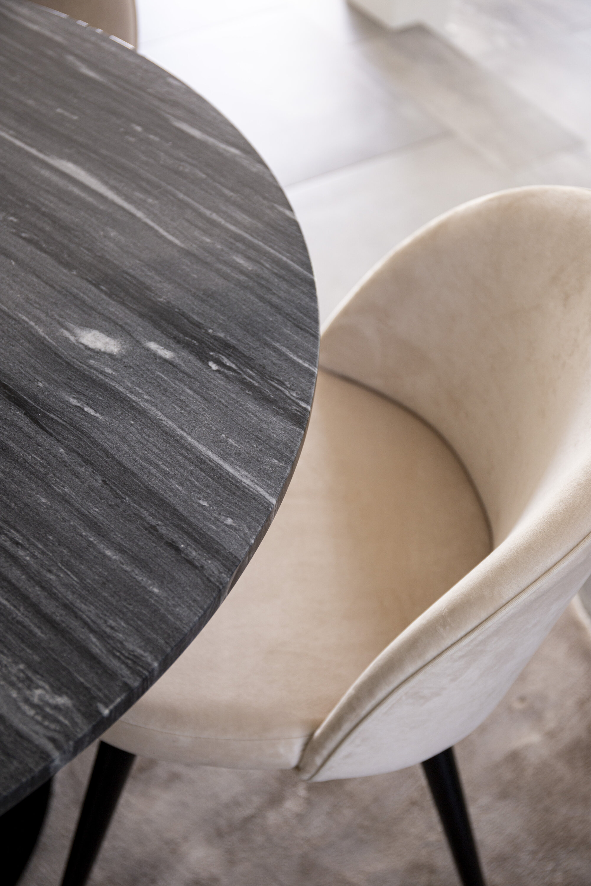 Estelle ümmargune söögikomplekt Söögilauakomplektid Homewell