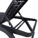 Lamamistool SCIROCCO 71x187xH44cm, tumehall, plastik Lamamistoolid ja päevitustoolid Esilehe tooted