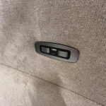 Tugitool DAMIKA elektriline recliner 85x92xH103cm, helepruun Diivanid 3+1