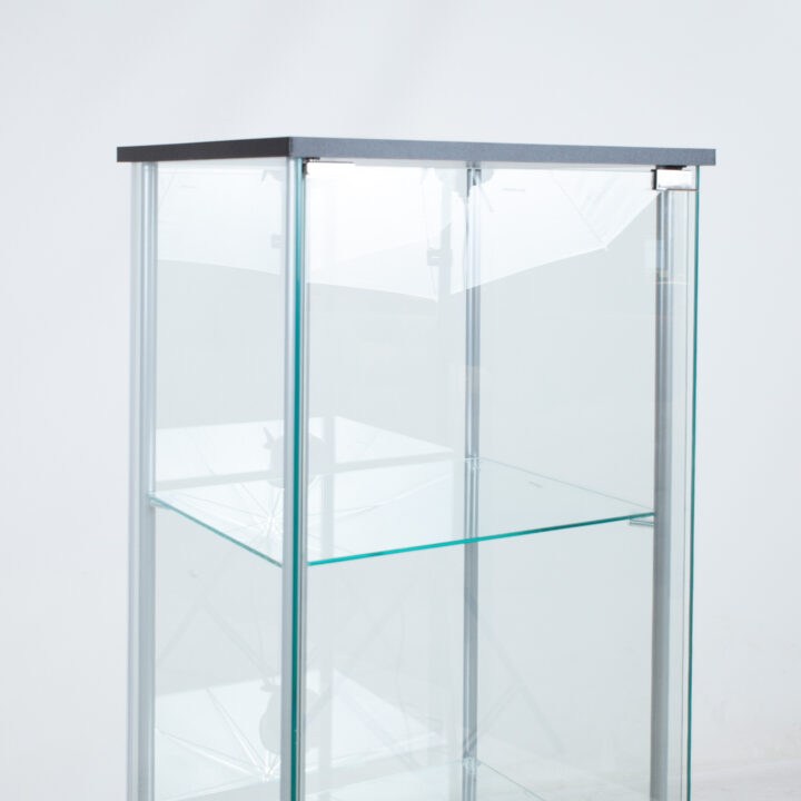 Vitriinkapp AIKO 60x36xH163cm Elutoamööbel