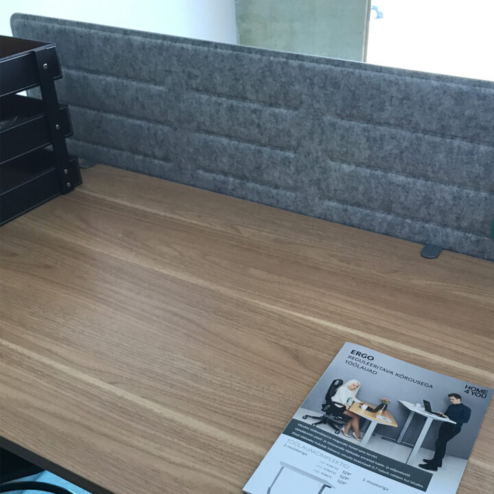 Töölaua eralduspaneel 118x58cm, hall Kontorimööbel O02-100 Reguleeritavad töölauad