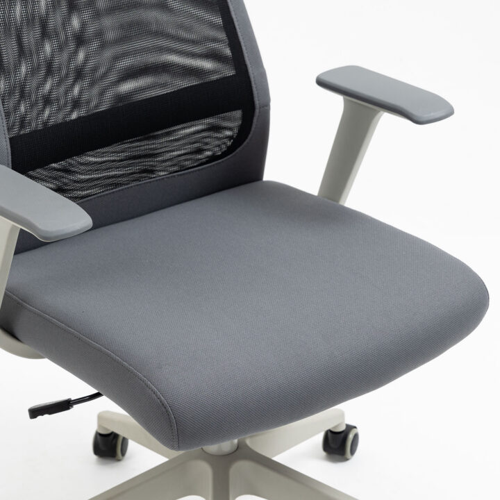 Töötool ELMER 67x62xH113-124cm, hall / must Arvutitoolid ja töötoolid