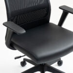Töötool ELMER 67x62xH113-124cm, must Arvutitoolid ja töötoolid Töötool ELMER 67x62xH113-124cm, must Arvutitoolid ja töötoolid