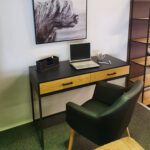 Kirjutuslaud AMSTERDAM 120x50xH79cm, tamm/must Kirjutuslauad AMSTERDAM