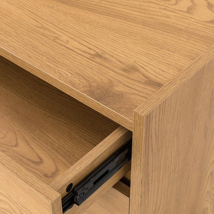 Kummut SACHA 75x40xH89cm, tammedekooriga melamiin Elutoamööbel H01-700 Kapid