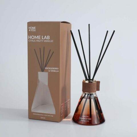Kodulõhnastaja HOME LAB 100ml Hucleberry & Vanilla Dekoratiivtooted