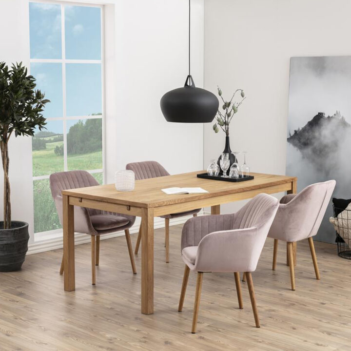Tool EMILIA 57x59xH83cm, iste ja seljatugi: kangas, värvus: vanaroosa, jalad: tamm, viimistlus: õlitatud Söögilauatoolid, taburetid, pingid ACTONA