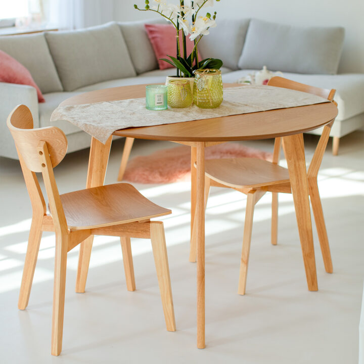 Söögilauakomplekt ROXBY ümar laud D105xH76cm, 4 tooli (AC91520 ), tamm Söögilaua komplektid ACTONA