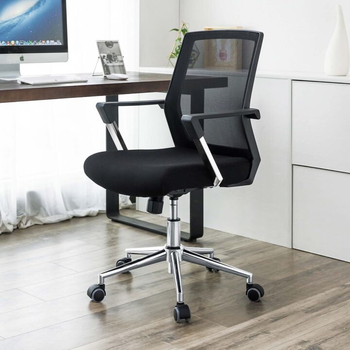 Kontoritool 61x55x(92-101.5)cm, must Kontoritoolid