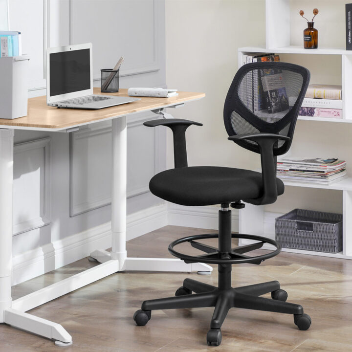 Joonistustool 64x64x(97-117) cm, must Kontoritoolid