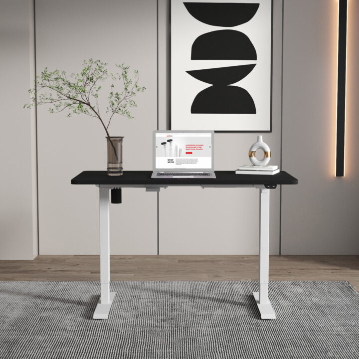 Töölaud ERGO 1-mootoriga 140x80xH71-121cm, must/hõbehall Kirjutuslauad ERGO