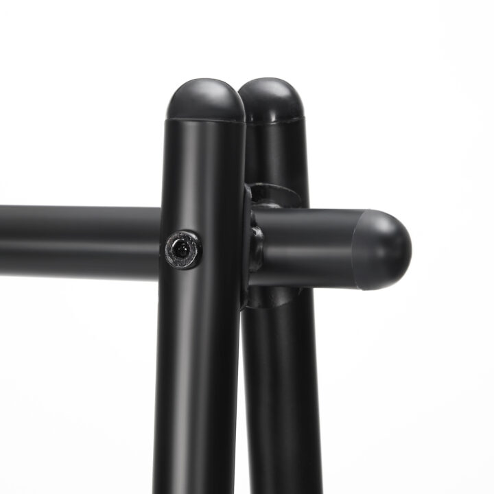 Riiderest 92.5×33.5x153cm, must Riidestanged ja nagid