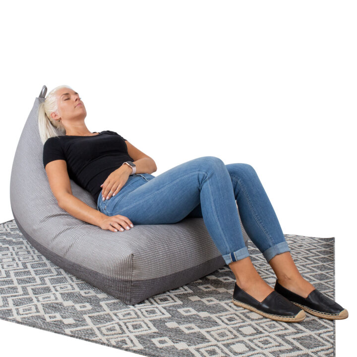 Kott-tool MITSU-MITSU, 130x80x20/70cm, tumehall/helehall hõbedaga, 50%puuvill, 50% polüester, kangas 304/305. Põrandapadjad, kott-toolid Põrandapadjad, kott-toolid