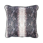 Padi BLACK HOLLY 45x45cm velvet, mao muster mustal taustal Dekoratiivpadjad Dekoratiivpadjad