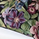 Padi HOLLY ROSE, 68x68cm, õitsvad ööd/must, 50%puuvill, 50%polüester, kangas-330/289 Dekoratiivpadjad Dekoratiivpadjad