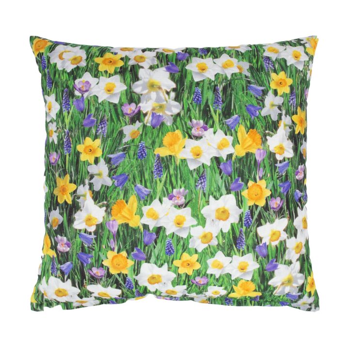 Padi HOLLY 45x45cm, lukuga, kevadlilled, kangas 100% puuvill, kangas 415 Dekoratiivpadjad Dekoratiivpadjad
