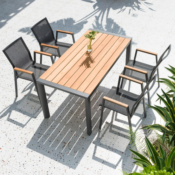 Aiamööblikomplekt TAMPERE laud ja 4 tooli Söögilaua komplektid Garden