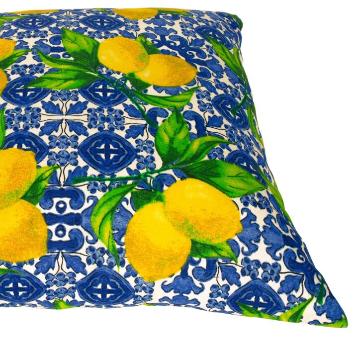 Padi LONETA NEW 45x45cm lukuga, sidrunid, 50% puuvill, 50% polüester, kangas 478 Dekoratiivpadjad